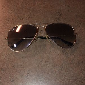 Ray-Ban Aviator Classic Sunglasses